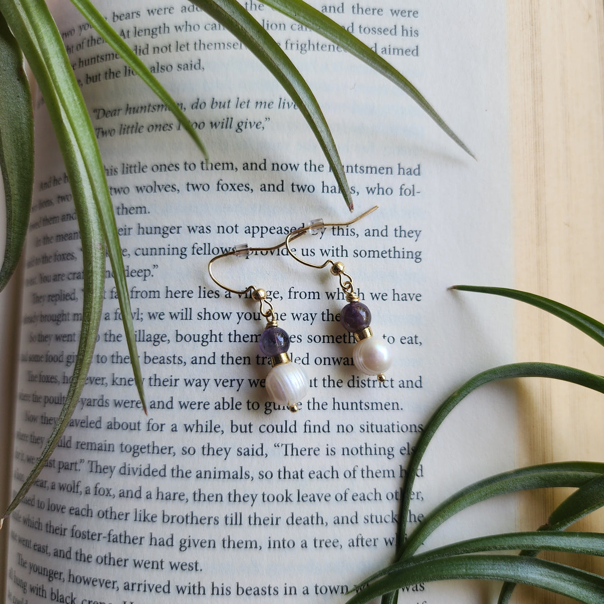 Pearl and Amethyst: Earrings
