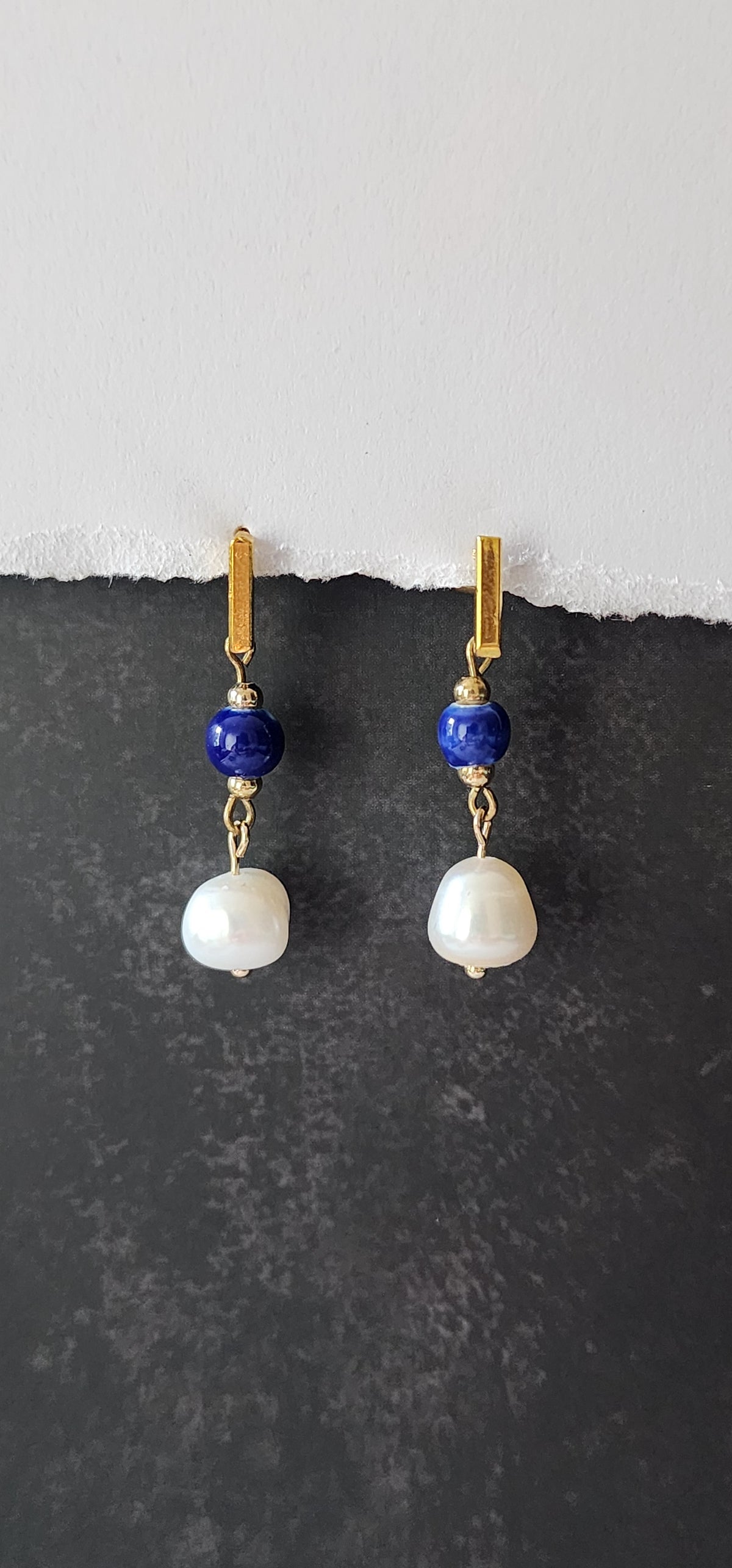 Pearls bloom under the stars: Earrings