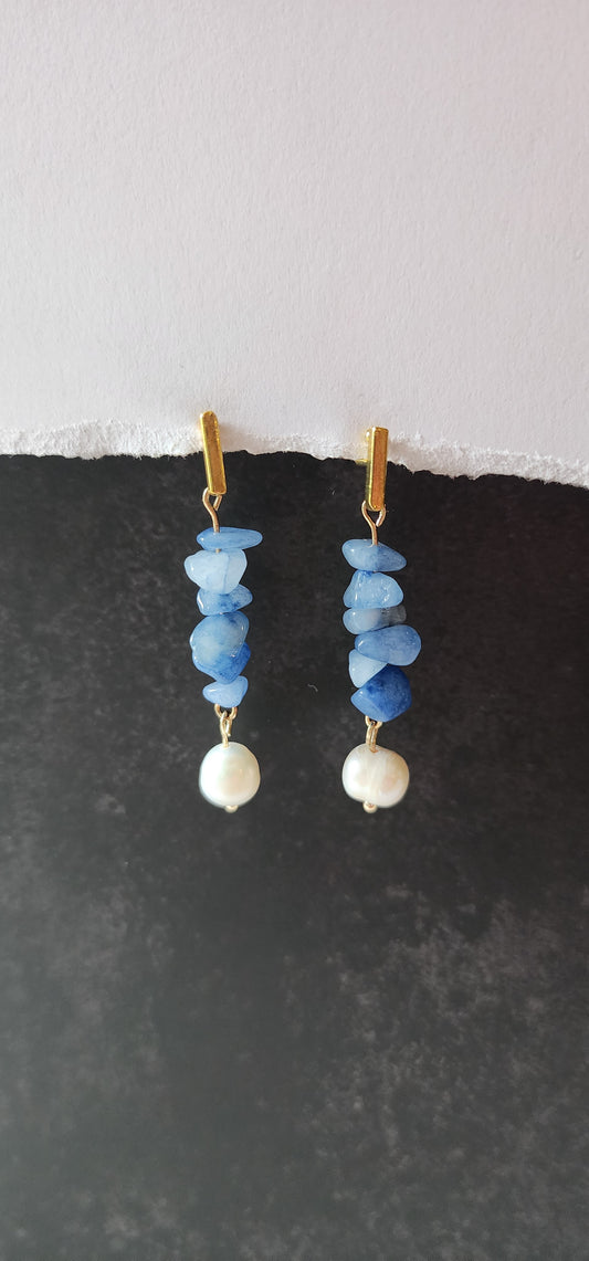 Blue Pearl: Earring